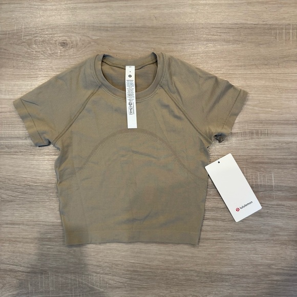 NWT Lululemon Swiftly Tech Cropped Short Sleeve 2.0 Sheer Oak - Picture 1 of 4